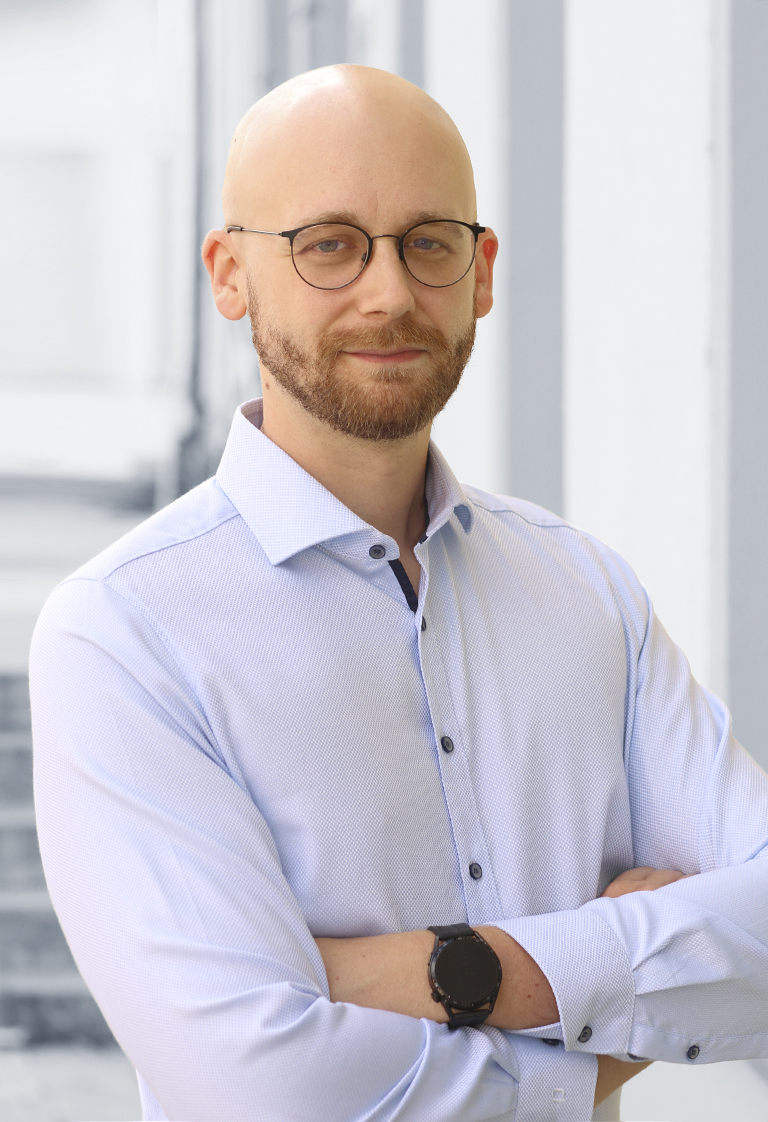Kevin Krazius - Experte für Webentwicklung und KI-Lösungen
